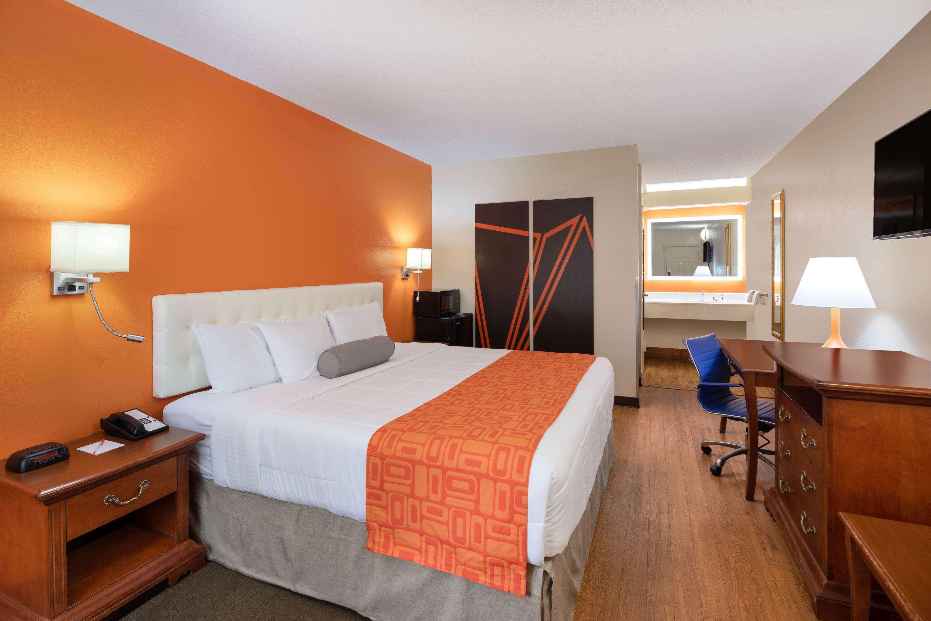 Howard Johnson By Wyndham Savannah Ga Georgetown Exteriör bild