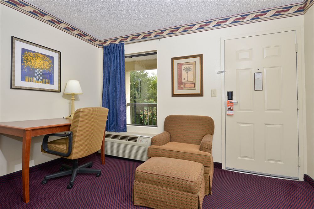 Howard Johnson By Wyndham Savannah Ga Georgetown Exteriör bild