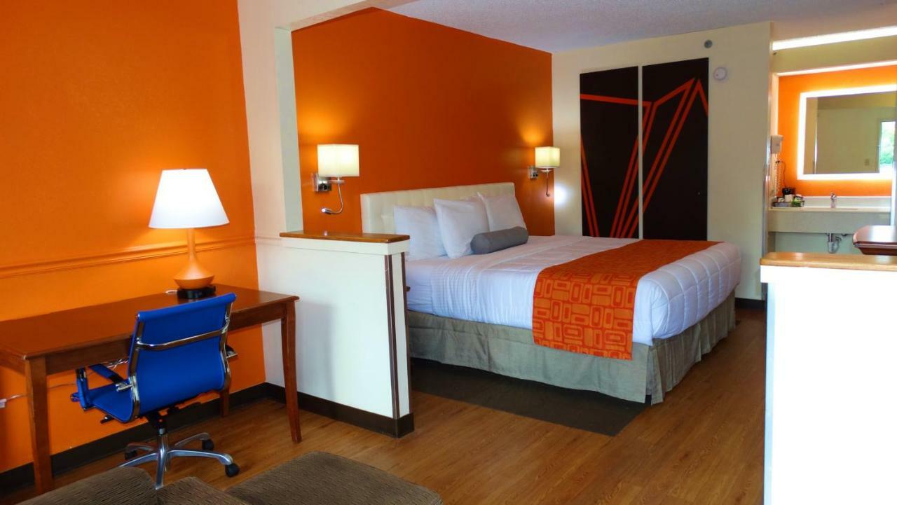 Howard Johnson By Wyndham Savannah Ga Georgetown Exteriör bild