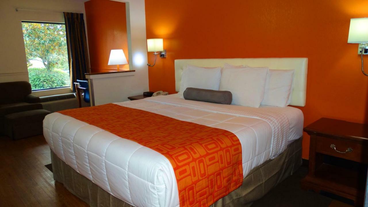 Howard Johnson By Wyndham Savannah Ga Georgetown Exteriör bild
